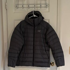 Arc'teryx Men’s down Charcoal Puffer Jacket